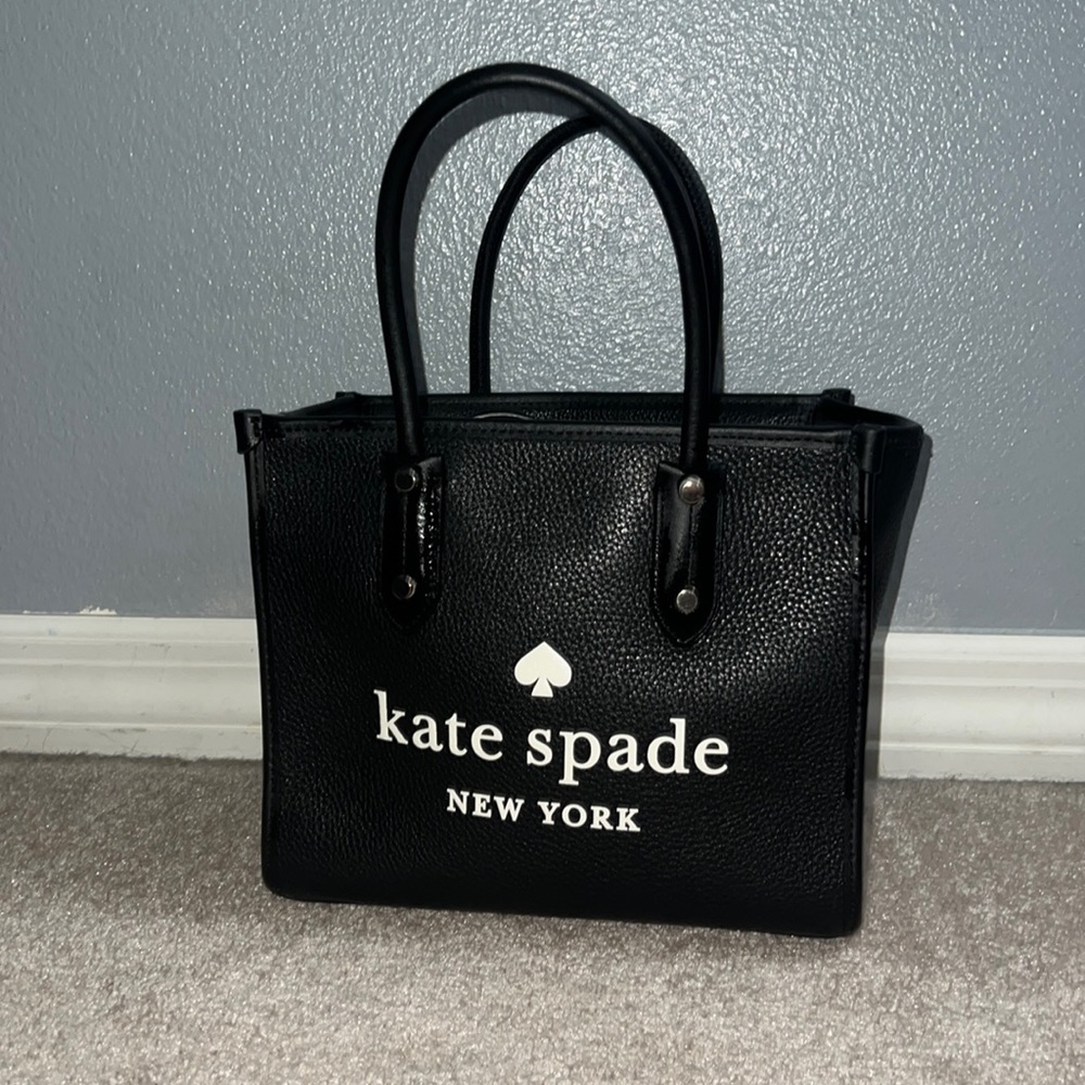 Black Kate Spade purse